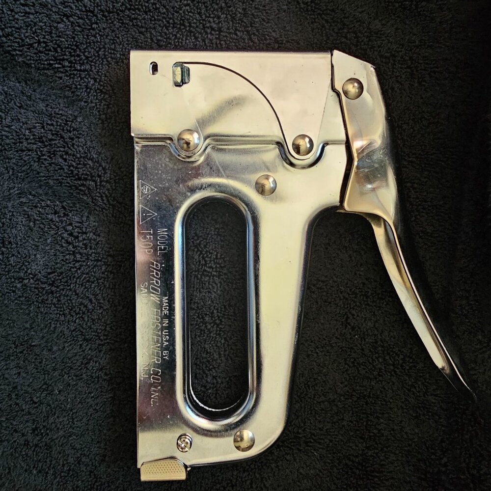 LIKE NEW Arrow TP50P Heavy Duty Staple Gun